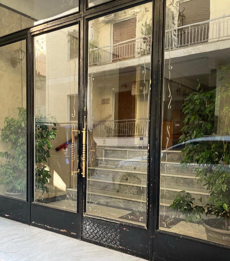 The Coziest Apartment In Athens Atenas Exterior foto